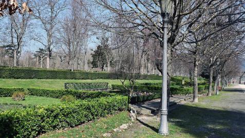 El Ayuntamiento impulsa un 'Playground' en la Taconera, una innovadora zona de juegos infantiles en Vistabella concebida para estar integrada en el entorno natural