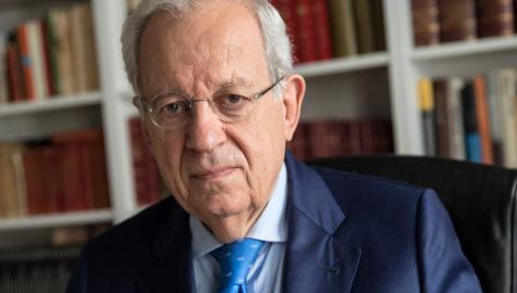Del Burgo pide que se revoque la acusación a Martín Villa por “falsa”