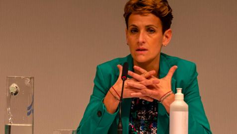 María Chivite: “Habrá que reorganizar servicios, pero no se quitarán especialidades del hospital”