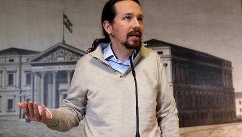 El líder de Podemos, Pablo Iglesias, durante su comparecencia ante los medios tras recoger este jueves en el Congreso el acta de diputado El líder de Podemos, Pablo Iglesias, durante su comparecencia ante los medios tras recoger este jueves en el Congreso el acta de diputado