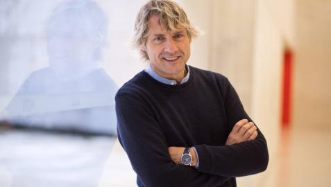 El presentador Julian Iantzi.