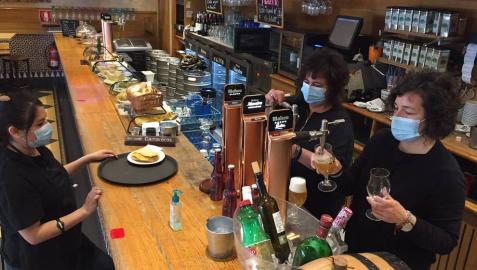 Navarra cerrará el interior de la hostelería para Semana Santa y reducirá aforos