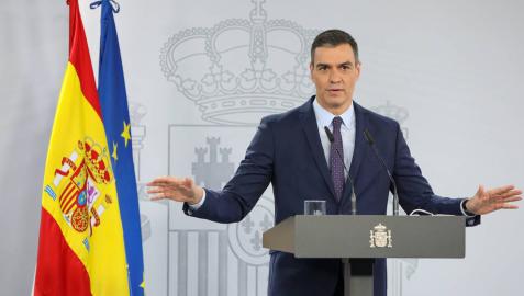 El presidente del Gobierno, Pedro Sánchez, interviene en una rueda de prensa tras la reunión del Consejo de Ministros en Moncloa.