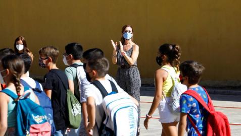 Niños y adolescentes padecen ahora menos infecciones por las mascarillas
