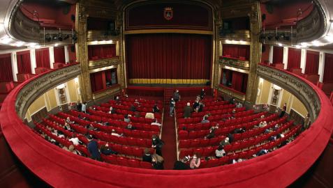 Asistencia de público al teatro Gayarre con medidas de aforo reducido