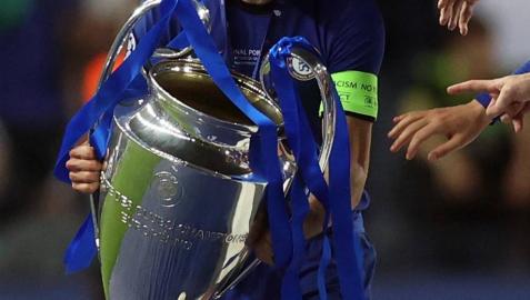 El Chelsea, capitaneado por el futbolista navarro César Azpilicueta, ha logrado su segundo título de la Liga de Campeones tras imponerse este sábado en Oporto al Manchester City por 1-0.