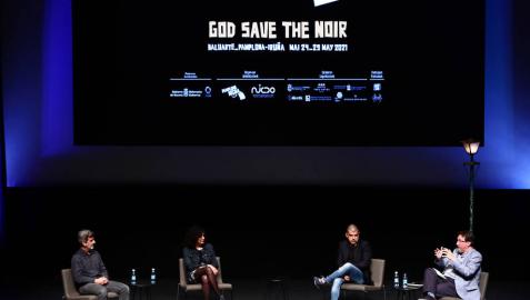 De izda. a dcha: Antonio Lozano, Graziella Moreno, Manu Marlasca y Fernando Hernández, ayer, en la primera jornada de Pamplona Negra.