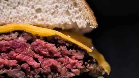 La hamburguesa de la hamburguesería Silbs ha sido proclamada como la preferida de la comunidad autónoma.