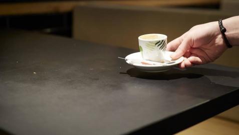 Navarra reabre este jueves el interior de los locales de hostelería con aforo al 30% tras casi dos meses de cierre por las restricciones del Gobierno de Navarra frente al Covid-19.