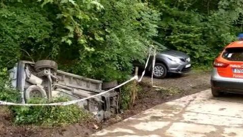 Coche robado que se accidentó en Baztan.
