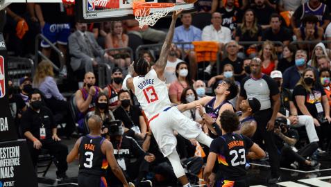 NBA-George-clippers Los Angeles Clippers, con un Paul George sublime, ganaron a los Phoenix Suns y colocaron el 3-2 en la final de la Conferencia Oeste de la NBA