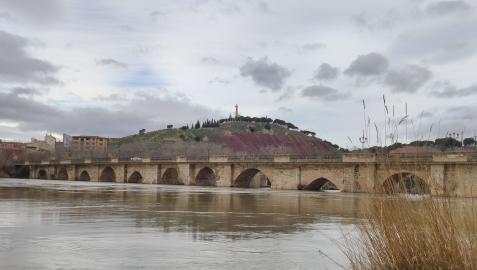Puente de Tudela sobre el río Ebro. Puente de Tudela sobre el río Ebro.