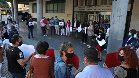 Asesores laborales y graduados sociales ya se movilizaron meses atrás por el atasco en los trámites y su sobrecarga de trabajo