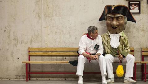 Juantxo Montoya con el kiliki Verrugas, en una imagen del concurso de fotografía San Fermín 2014 Juantxo Montoya con el kiliki Verrugas, en una imagen del concurso de fotografía San Fermín 2014