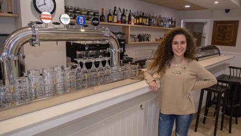 Nerea Astarriaga Chandía, en el local de la plaza de Santiago.