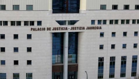 TSJN Una sentencia del TSJN declara indefinidos no fijos a los interinos de más de 3 años y reconoce el derecho a indemnización