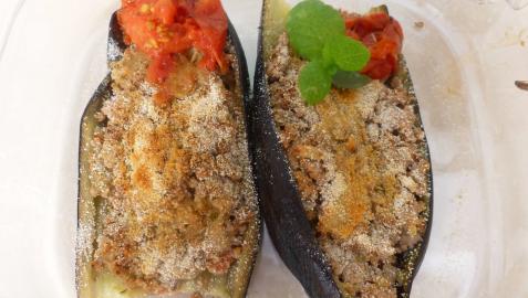 Las berenjenas admiten rellenos de lo más variado
