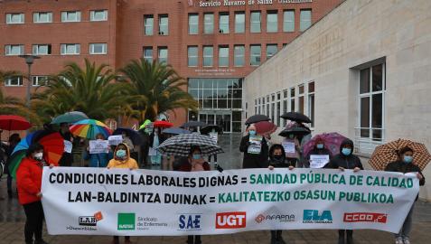 Concentración para reclamar la estabilización de las plantillas de Salud. El pasado enero, frente a Príncipe de Viana