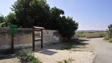 Los senderos discurren por prácticamente todos los pueblos de la comarca. En la imagen, Carcastillo