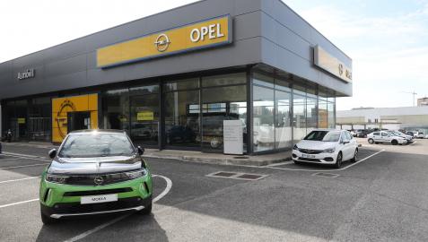 Instalaciones de Opel Asmovil en la avenida Aróstegui de Pamplona, que echará el cierre en junio de 2023