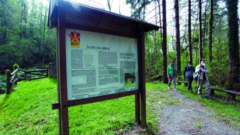Comienzo de las rutas en el parque natural del Señorío de Bértiz