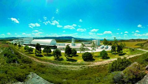 Recreación de las instalaciones contempladas dentro del proyecto Mina Muga Recreación de las instalaciones contempladas dentro del proyecto Mina Muga