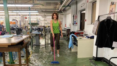 La empresa Injocar de Caparroso, inundada