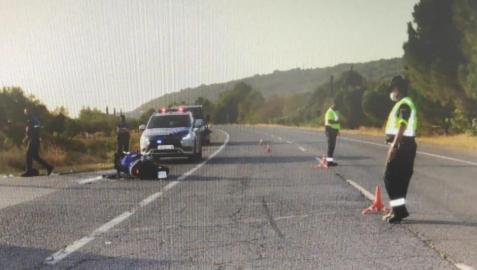 La Guardia Civil atiende el accidente en el que ha muerto un motorista en Peralta