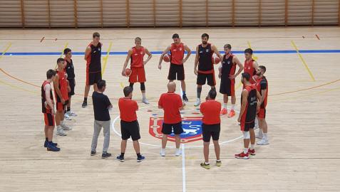 Entrenamiento de Basket Navarra Twitter Basket Navarra