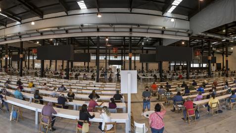 Aspirantes de todas las edades se acercaron a las instalaciones del Recinto Ferial de Navarra