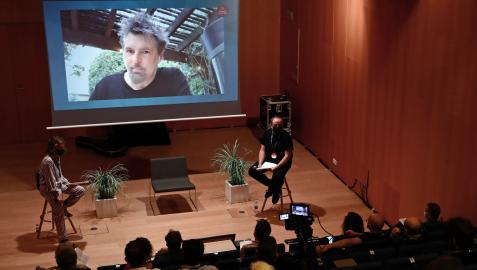 Russell Ziecker, desde L.A., habla con Géraldine Gonard (Conecta Fiction) y Julen Martín (BIME PRO)