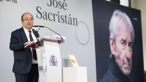 El ministro de Cultura y Deporte, Miquel Iceta, durante la entrega del Premio Nacional de Cinematografía 2021 en San Sebastián