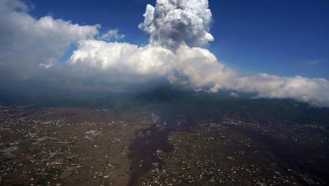 Fotos de la erupción del volcán Cumbre Vieja de La Palma.