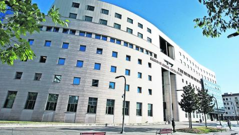 Sede del Palacio de Justicia, donde se celebró el juicio por la vía civil Sede del Palacio de Justicia, donde se celebró el juicio por la vía civil