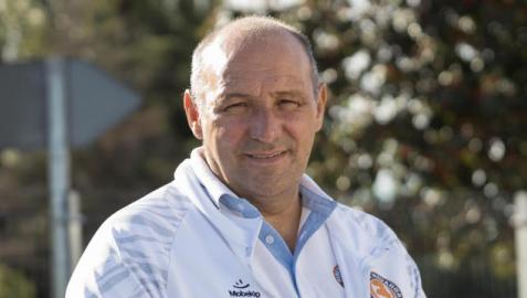 El técnico alicantino José Lucas Mena ‘Pato’, durante la presentación del equipo este jueves en Cascante. El técnico alicantino José Lucas Mena ‘Pato’, durante la presentación del equipo este jueves en Cascante.