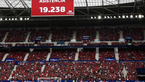 Fotos del partido Osasuna-Rayo Vallecano en El Sadar.