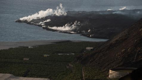 Imagen del delta que se está formando en la costa de Tazacorte tomada desde Puerto Naos
