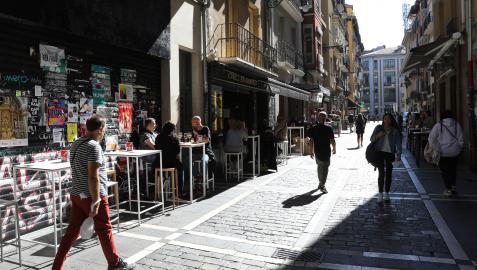 Los positivos diarios por coronavirus en Navarra han descendido en la última jornada