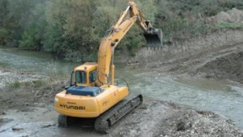 Gurelur advierte del peligro de destrucción de los fondos del río por la maquinaria pesada que se va a utilizar para las obras