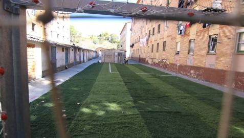 El pequeño campo de fútbol ya instalado en este barrio de Estella