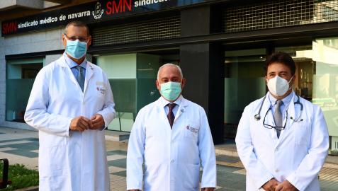 Alberto Pérez, secretario del Sindicato Médico; Jesús Soria (delegado de Riesgos Laborales) y Juan Ramón Sanchiz (delegado de Primaria).