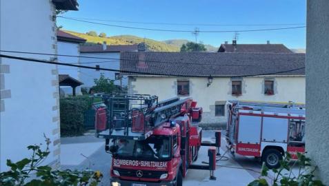 Un camión de bomberos en Odieta