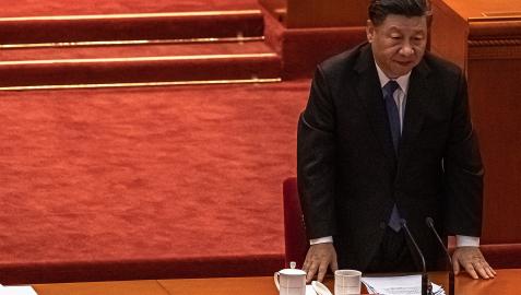 El presidente chino Xi Jinping participa durante la conmemoración del 100 aniversario de la Revolución Xinhai