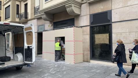 snipes El local de la avenida Carlos III número 25, en obras para la tienda de Snipes