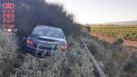 Vehículo accidentado en Mendavia, uno de los accidentes atendidos por agentes de la Policía Foral