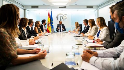 Pablo Casado, presidente del PP, encabeza la reunión del Comité de Dirección del partido