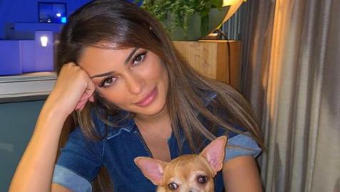 Bella Bella Saleem posa en una imagen de su cuenta de Instagram