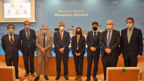 CEN Iñaki Alti (Nabrawind), Francisco de Arístegui (Zabala), Roberto Janeiro (H&A), Juan Miguel Sucunza (CEN), Agurtzane Martínez (Gobierno de Navarra), José Manuel González (MTorres), Jesús González (H&A) y José Miguel Sagnier (H&A)