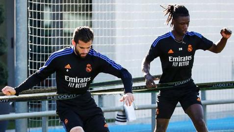Nacho y Camavigna se ejercitan en Valdebebas este lunes