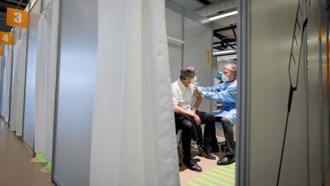 La incidencia en Alemania se situó este lunes en 154,8 casos.